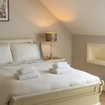 Castle View House - Luxury Coastal Retreat - Ring Of Kerry - Wild Atlantic Way - Sleeps 12 - Sea And Mountain Views Glenbeigh