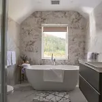 Castle View House - Luxury Coastal Retreat - Ring Of Kerry - Wild Atlantic Way - Sleeps 12 - Sea And Mountain Views Semesterbostad Glenbeigh