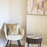 Castle View House - Luxury Coastal Retreat - Ring Of Kerry - Wild Atlantic Way - Sleeps 12 - Sea And Mountain Views * Glenbeigh
