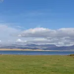 Semesterbostad Castle View House - Luxury Coastal Retreat - Ring Of Kerry - Wild Atlantic Way - Sleeps 12 - Sea And Mountain Views *
