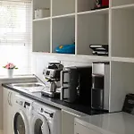 Semesterbostad Castle View House - Luxury Coastal Retreat - Ring Of Kerry - Wild Atlantic Way - Sleeps 12 - Sea And Mountain Views *
