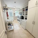 Castle View House - Luxury Coastal Retreat - Ring Of Kerry - Wild Atlantic Way - Sleeps 12 - Sea And Mountain Views