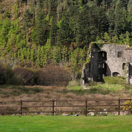 Casa de Férias Castle View House - Luxury Coastal Retreat - Ring Of Kerry - Wild Atlantic Way - Sleeps 12 - Sea And Mountain Views *