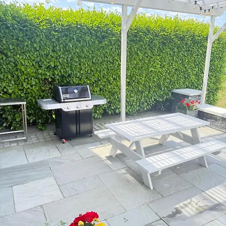 Luxury Vacation On The Ring Of Kerry-wild Atlantic Way With Mountain & Sea Views - 5 Min Walk To Village - 10 Min Drive To Rossbeigh & Dooks Golf Course Tatil Evi Glenbeigh