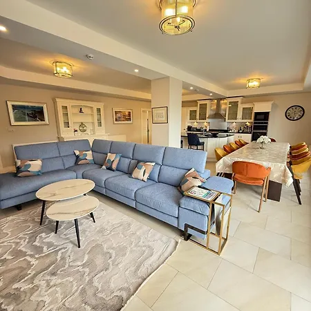 Castle View House On The Ring Of Kerry-wild Atlantic Way -dooks Golf Course And Rossbeigh 10 Min Drive -glenbeigh Village A 5 Minute Walk
