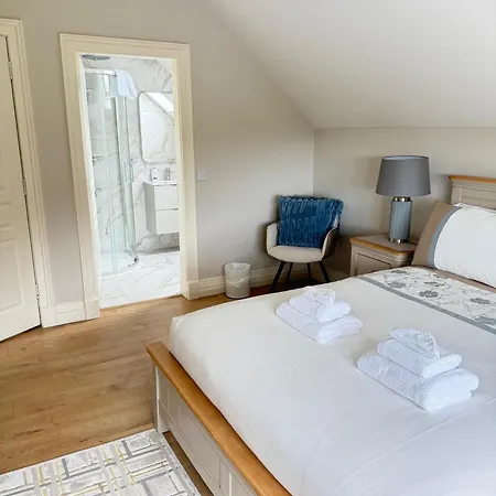 Tatil Evi Luxury Vacation On The Ring Of Kerry-wild Atlantic Way With Mountain & Sea Views - 5 Min Walk To Village - 10 Min Drive To Rossbeigh & Dooks Golf Course *