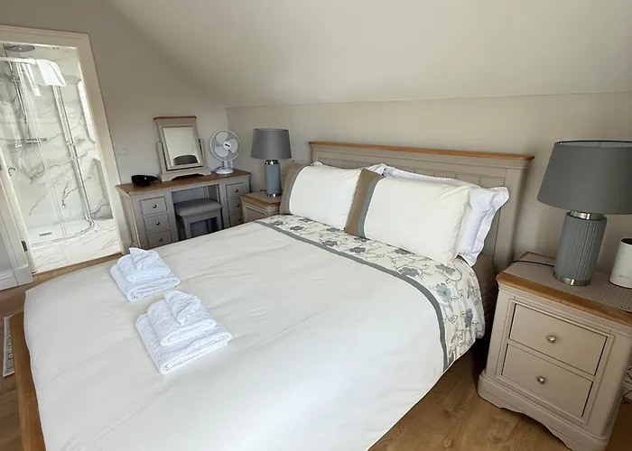 Castle View House -Luxury 7 Bedroom Property In Glenbeigh On The Ring Of Kerry-Wild Atlantic Way With Mountain & Sea Views - Close To Beach & Dooks Golf Course * Glenbeigh