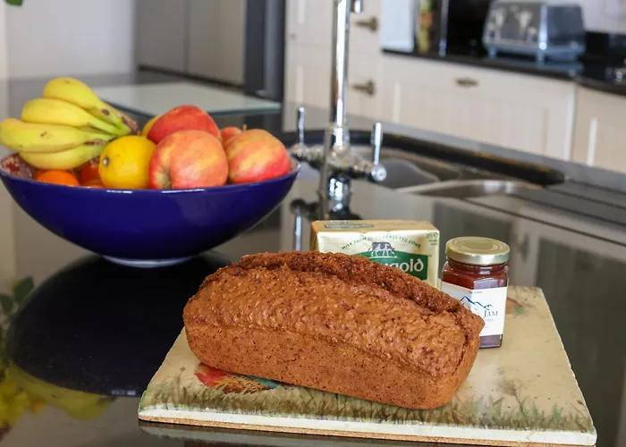 Hébergement de vacances Castle View House -Luxury 7 Bedroom Property In Glenbeigh On The Ring Of Kerry-Wild Atlantic Way With Mountain & Sea Views - Close To Beach & Dooks Golf Course Glenbeigh