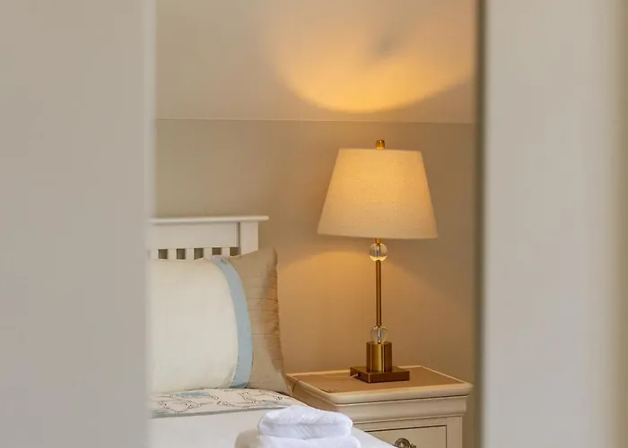 Castle View House -Luxury 7 Bedroom Property In Glenbeigh On The Ring Of Kerry-Wild Atlantic Way With Mountain & Sea Views - Close To Beach & Dooks Golf Course