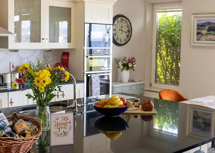 Castle View House -Luxury 7 Bedroom Property In Glenbeigh On The Ring Of Kerry-Wild Atlantic Way With Mountain & Sea Views - Close To Beach & Dooks Golf Course Hébergement de vacances