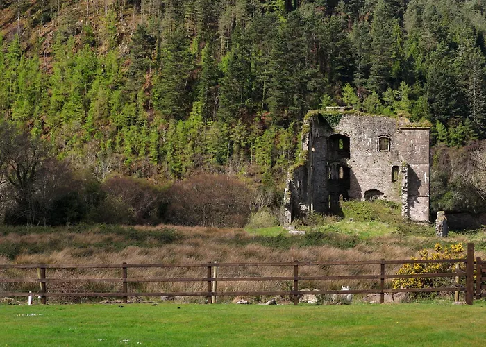 Hébergement de vacances Castle View House -Luxury 7 Bedroom Property In Glenbeigh On The Ring Of Kerry-Wild Atlantic Way With Mountain & Sea Views - Close To Beach & Dooks Golf Course *