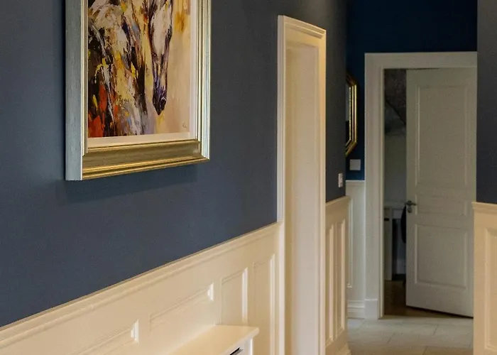 Castle View House -Luxury 7 Bedroom Property In Glenbeigh On The Ring Of Kerry-Wild Atlantic Way With Mountain & Sea Views - Close To Beach & Dooks Golf Course Hébergement de vacances Glenbeigh