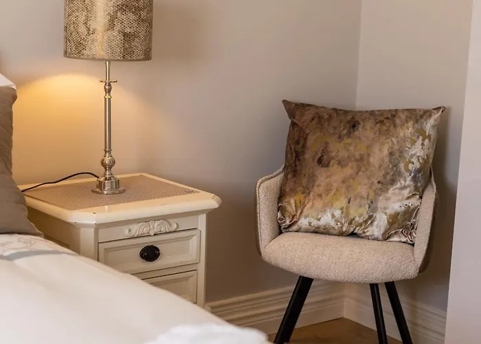 Castle View House -Luxury 7 Bedroom Property In Glenbeigh On The Ring Of Kerry-Wild Atlantic Way With Mountain & Sea Views - Close To Beach & Dooks Golf Course Hébergement de vacances *