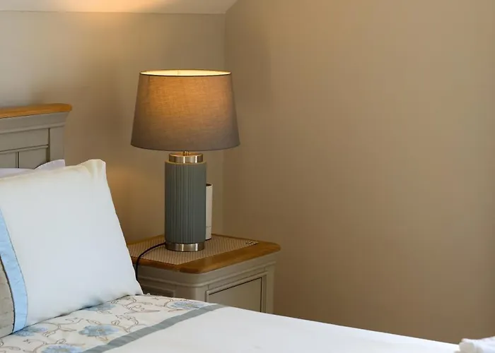 Hébergement de vacances Castle View House -Luxury 7 Bedroom Property In Glenbeigh On The Ring Of Kerry-Wild Atlantic Way With Mountain & Sea Views - Close To Beach & Dooks Golf Course