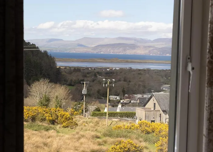 Hébergement de vacances Castle View House -Luxury 7 Bedroom Property In Glenbeigh On The Ring Of Kerry-Wild Atlantic Way With Mountain & Sea Views - Close To Beach & Dooks Golf Course Glenbeigh