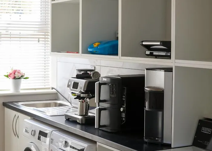 Hébergement de vacances Castle View House -Luxury 7 Bedroom Property In Glenbeigh On The Ring Of Kerry-Wild Atlantic Way With Mountain & Sea Views - Close To Beach & Dooks Golf Course *